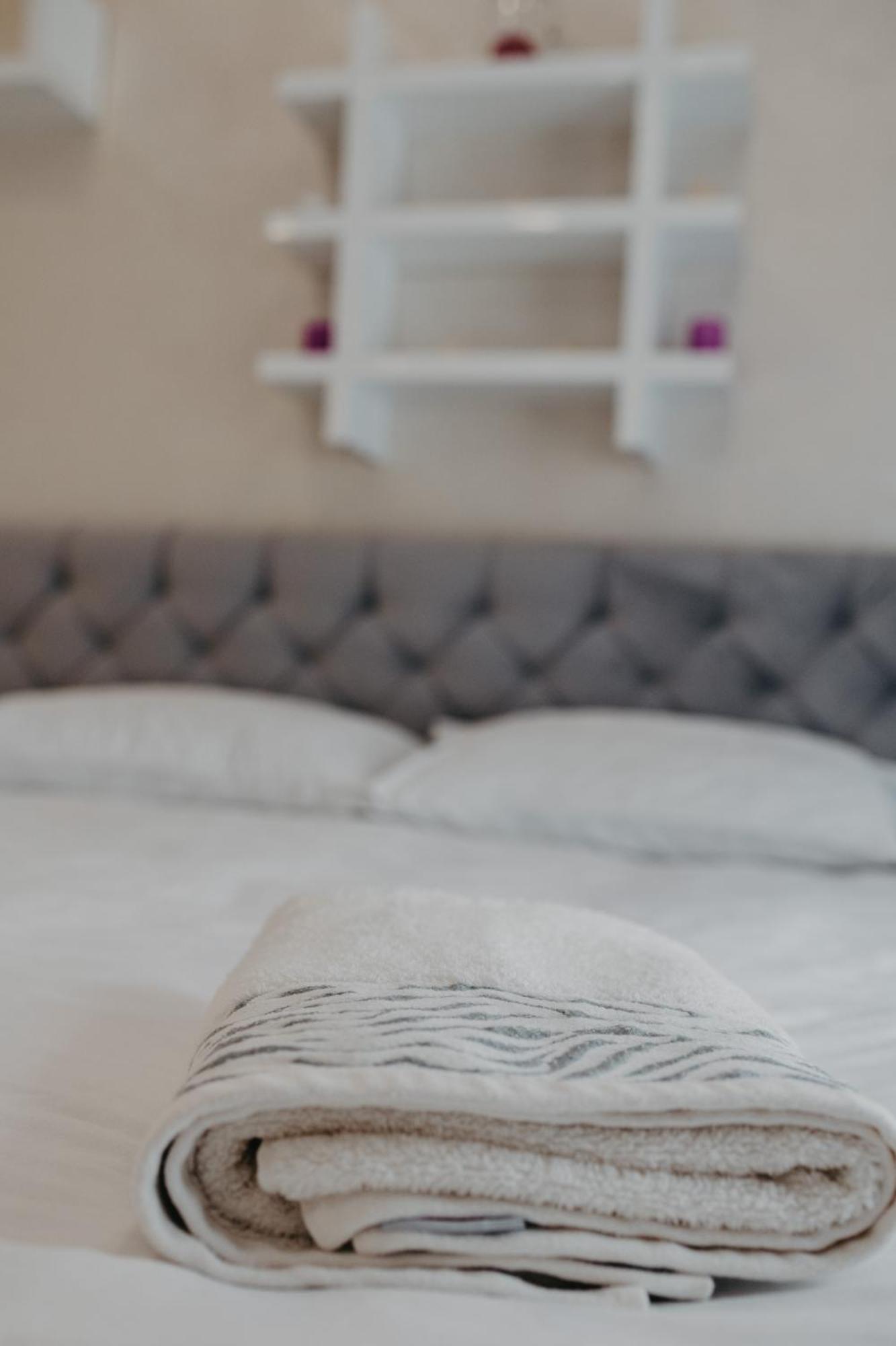 Prenociste Park Bed & Breakfast Modrica Ngoại thất bức ảnh