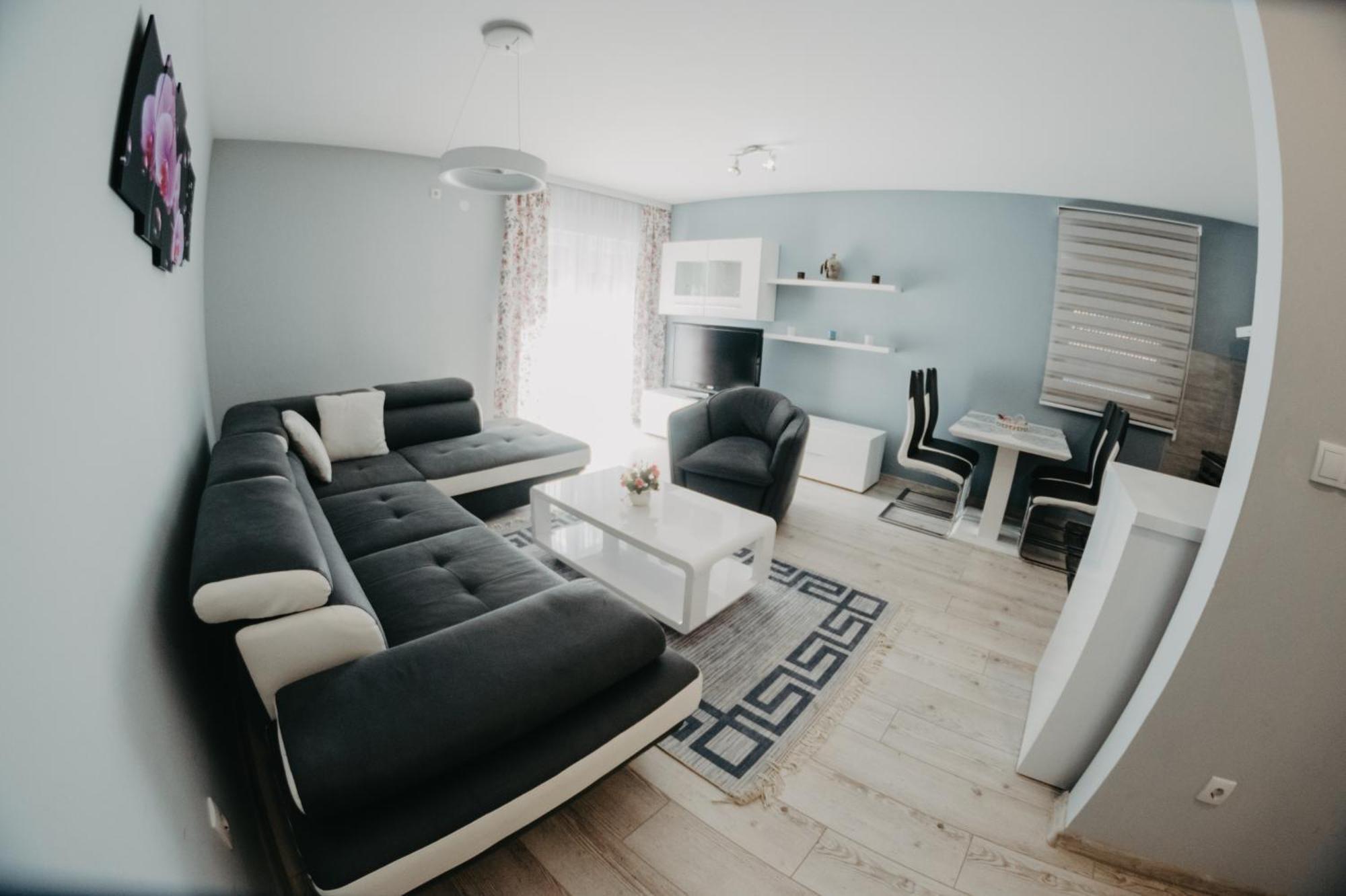 Prenociste Park Bed & Breakfast Modrica Ngoại thất bức ảnh