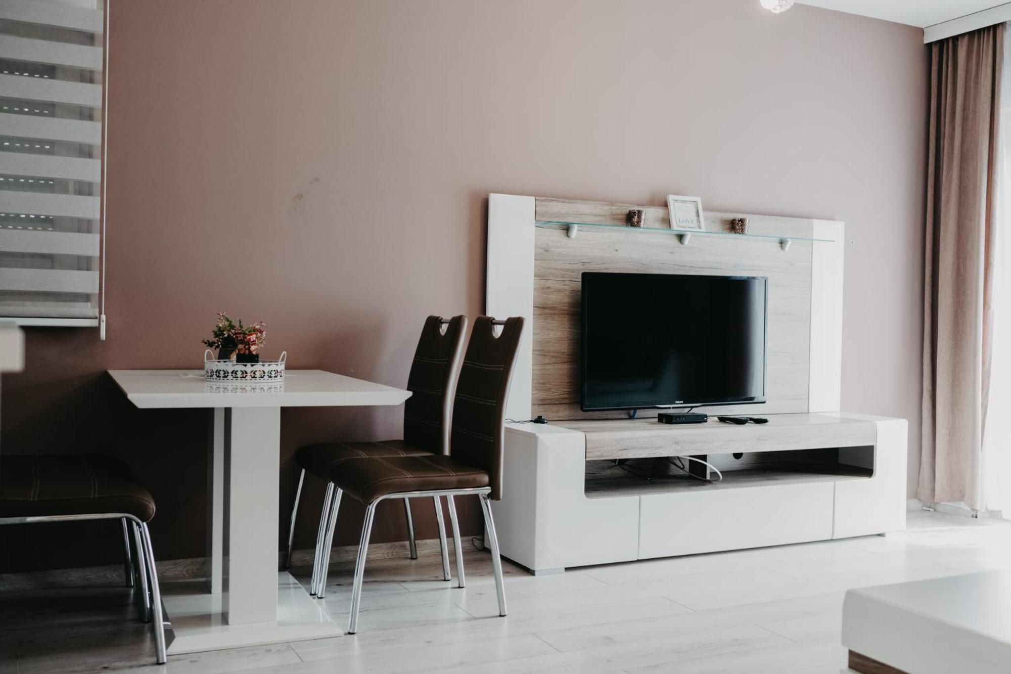 Prenociste Park Bed & Breakfast Modrica Ngoại thất bức ảnh
