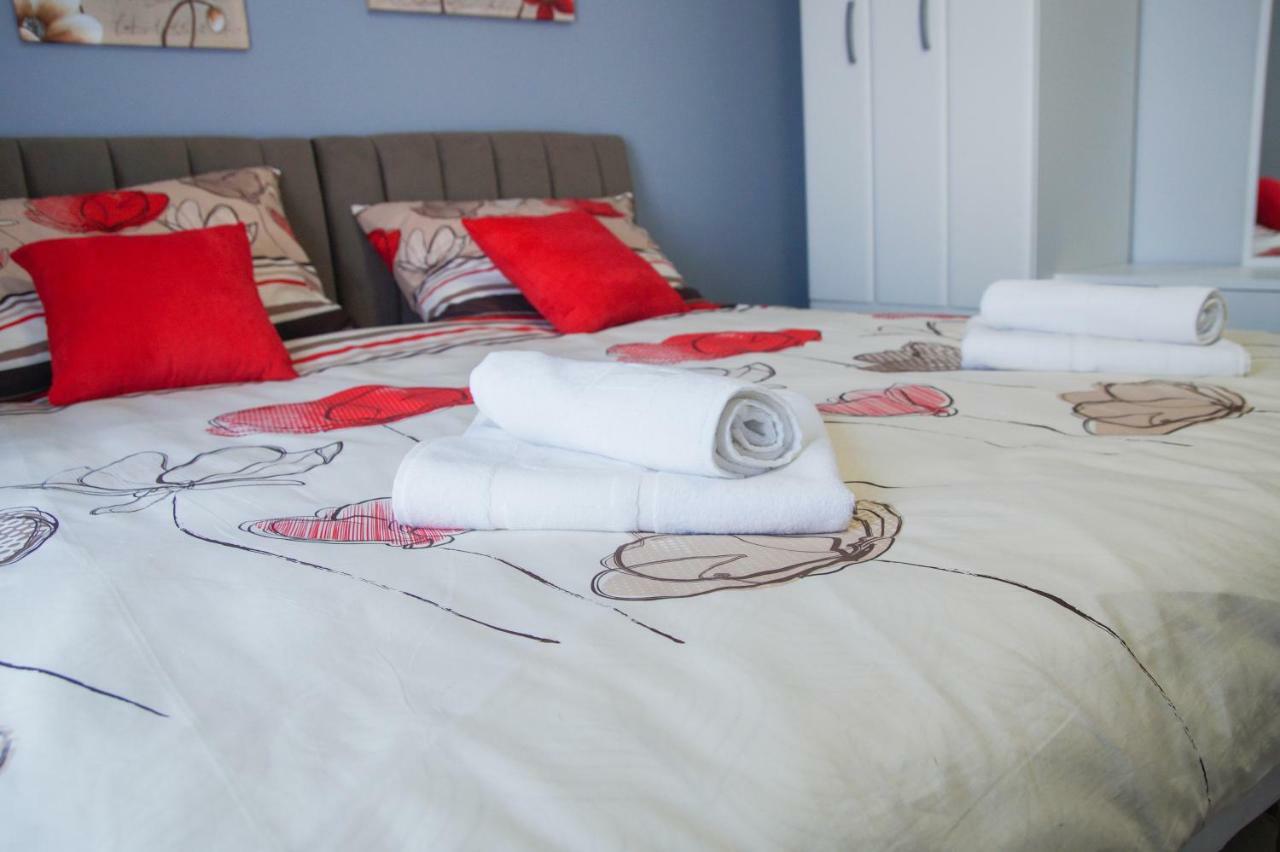 Prenociste Park Bed & Breakfast Modrica Ngoại thất bức ảnh